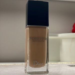 Dior forever skin glow shade 2WP